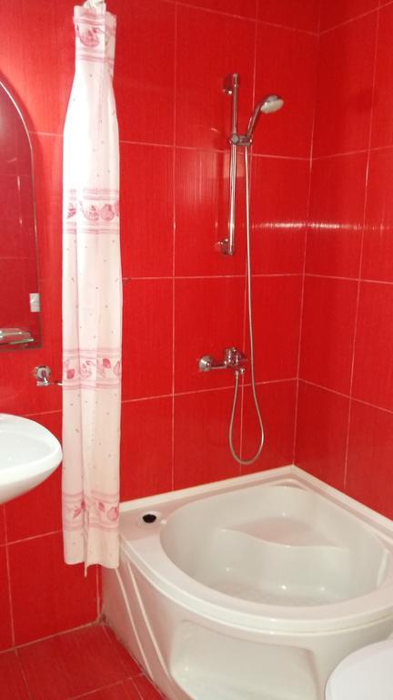 Casa Mevas Hotell Costinesti Exteriör bild